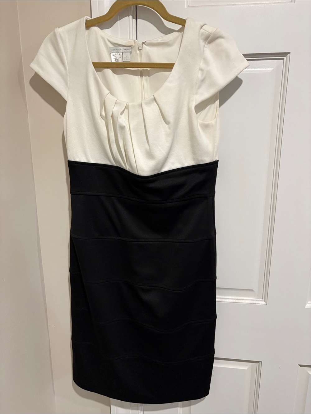 New York & Company White and Black Cap-Sleeve Midi Sheath Dress
